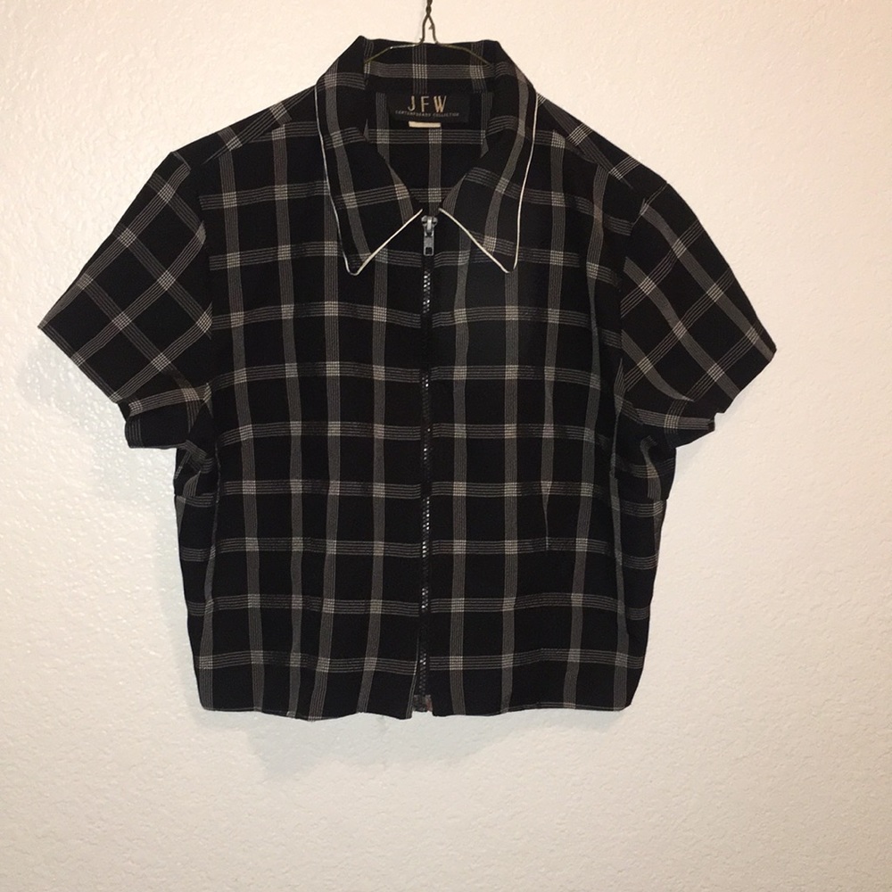 Crop top - Picture 2 of 4